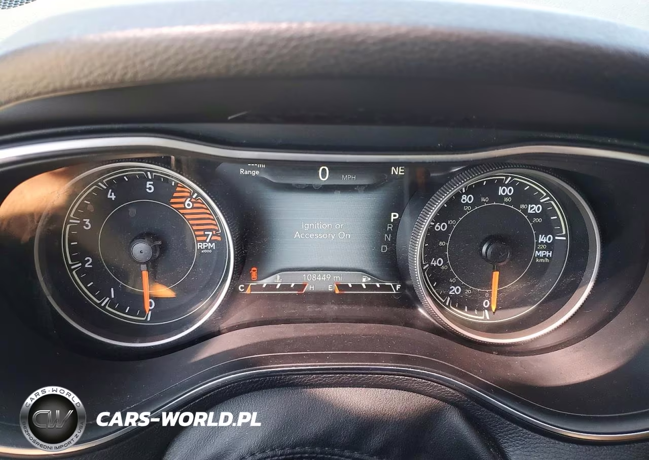 2019 Jeep Cherokee Limited VIN:1C4PJMDNXKD299517 - 9