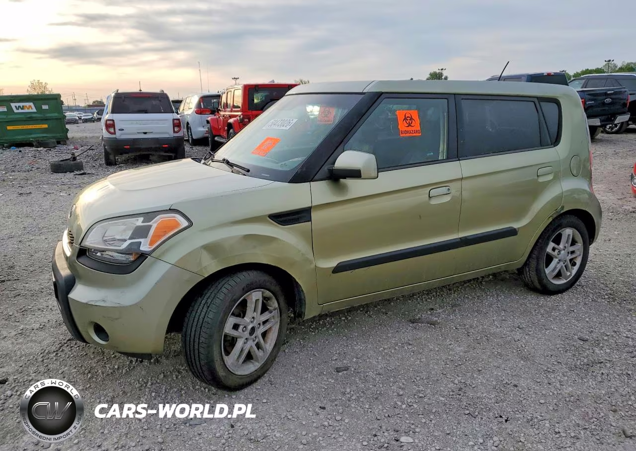 2010 Kia Soul +