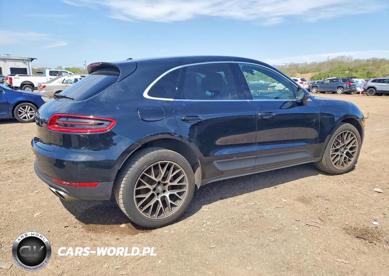 2018 Porsche Macan S VIN:WP1AB2A54JLB40457 - 3