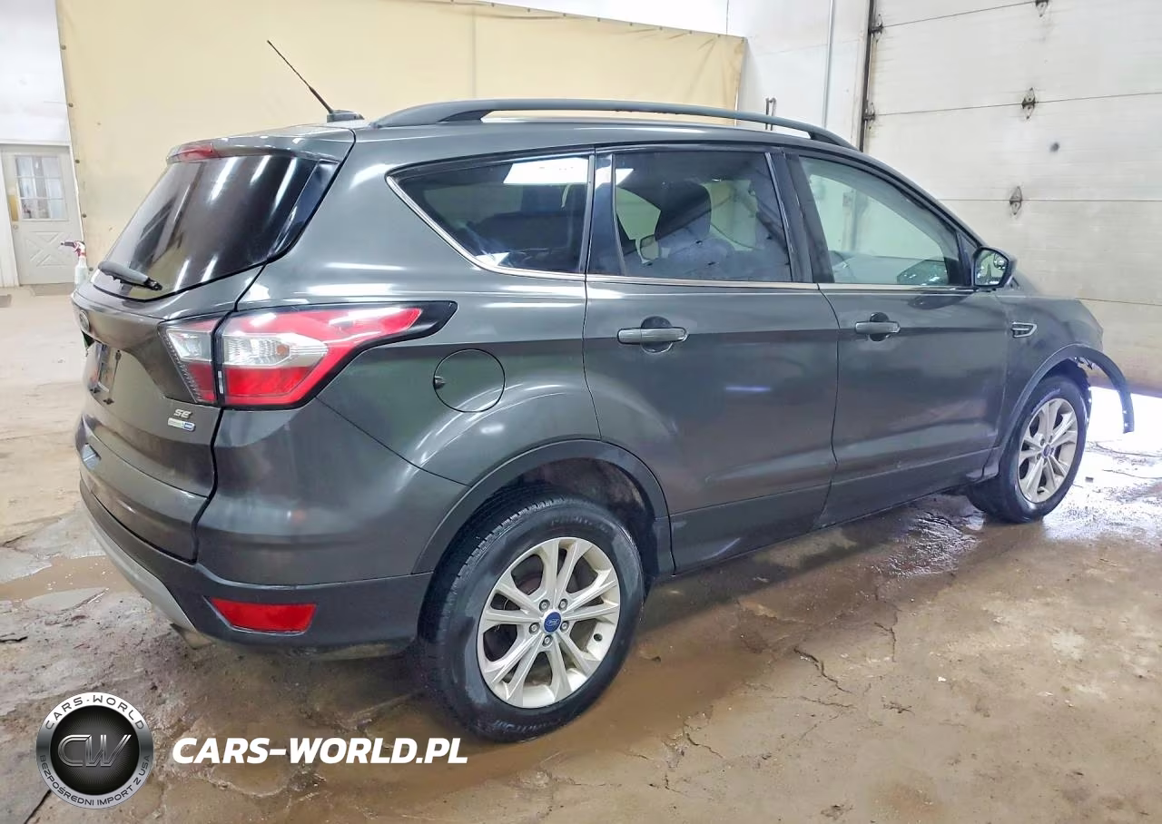 2018 Ford Escape Se VIN:1FMCU9GD5JUD43133 - 3