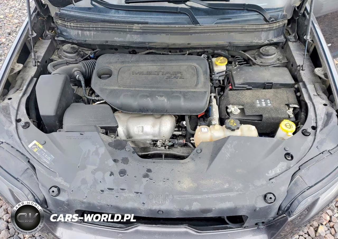 2019 Jeep Cherokee Latitude Plus VIN:1C4PJLLB0KD297678 - 12