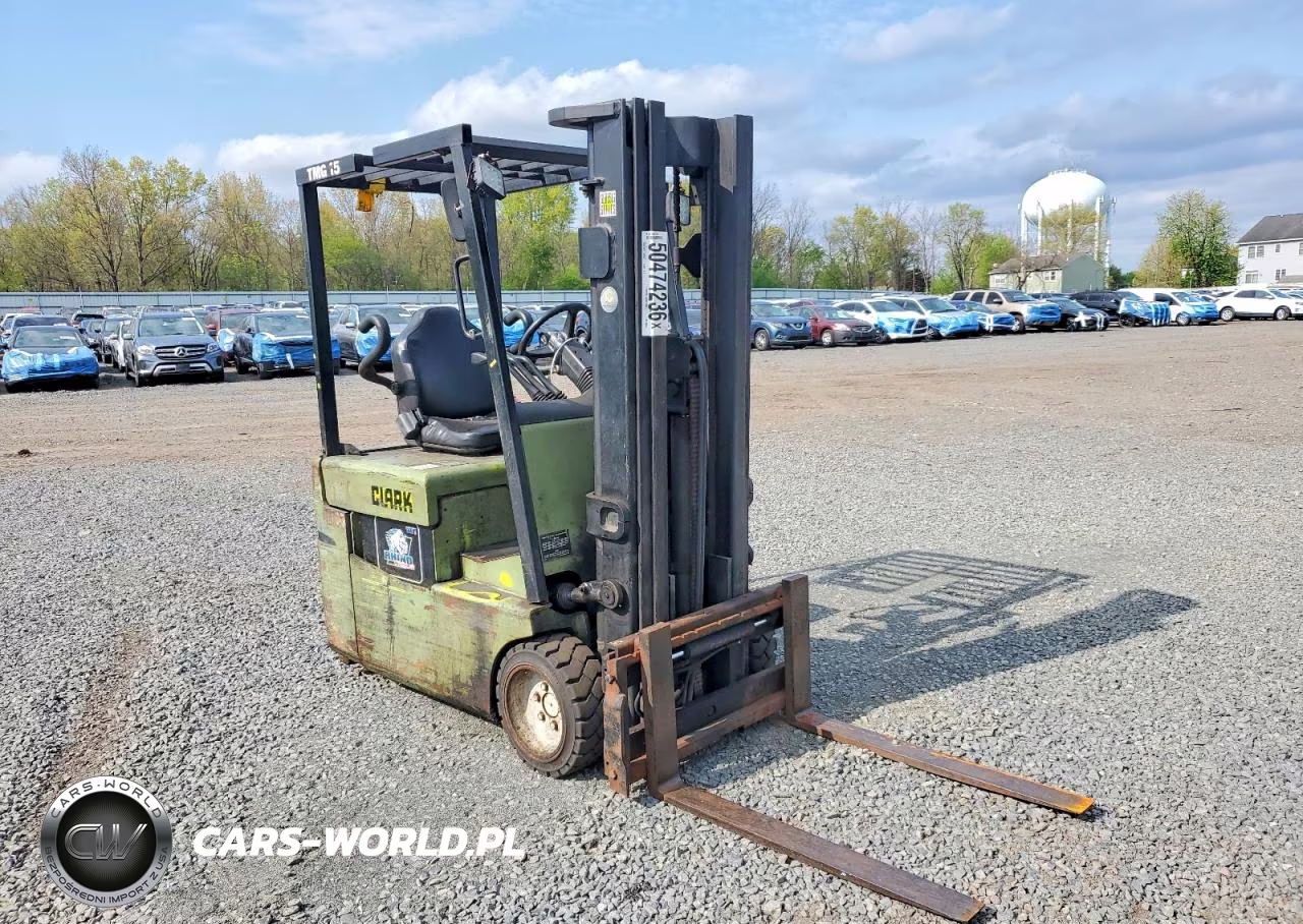 2000 Clark Tmg15 Forklift