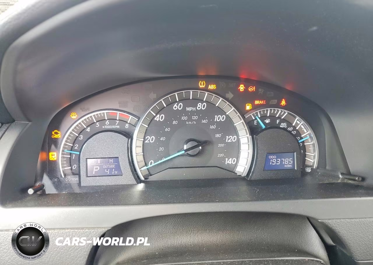 2014 Toyota Camry Se VIN:4T1BF1FK1EU347337 - 9