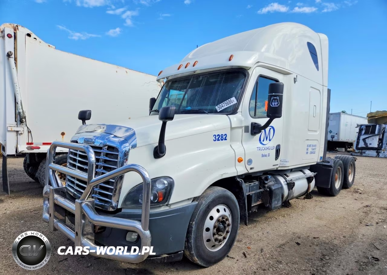 2012 Freightliner Cascadia Semi Truck VIN:1FUJGLDR7CSBH3282 - 2