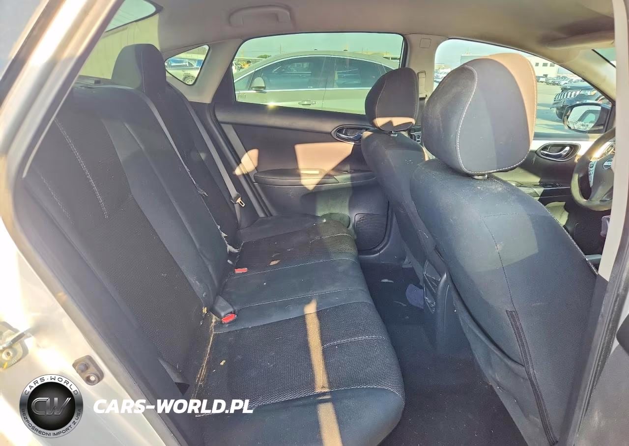2017 Nissan Sentra VIN:3N1AB7AP8HY324076 - 10