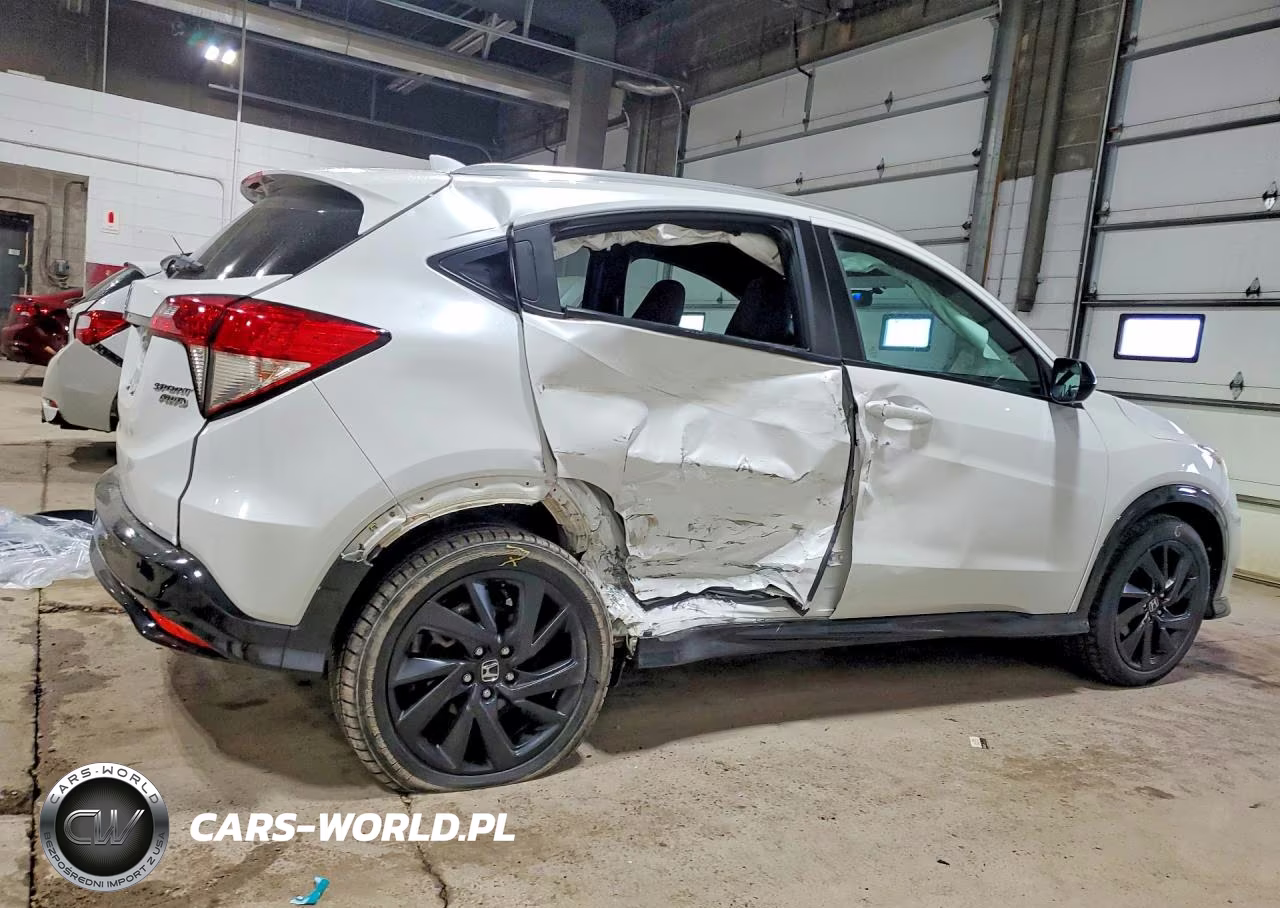 2021 Honda Hr-V Sport VIN:3CZRU6H18MM725614 - 3