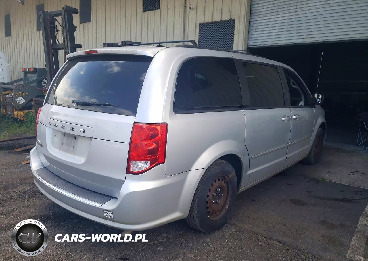 2011 Dodge Grand Caravan Express VIN:2D4RN4DG3BR632767 - 3