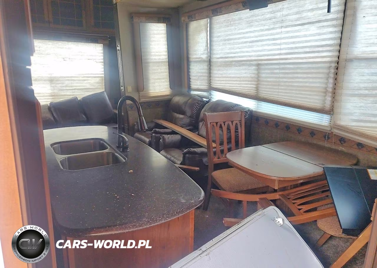 2013 Heartland Big Horn Camper VIN:5SFBG3623DE262938 - 6