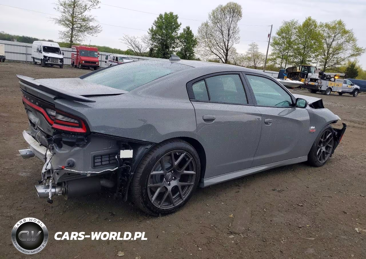 2019 Dodge Charger Scat Pack VIN:2C3CDXGJ5KH624422 - 3