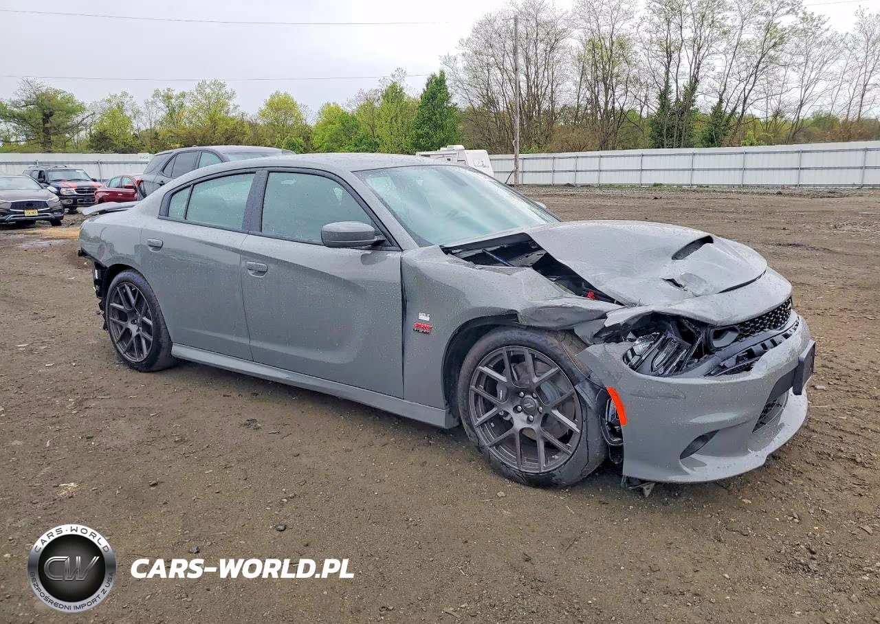 2019 Dodge Charger Scat Pack VIN:2C3CDXGJ5KH624422 - 4