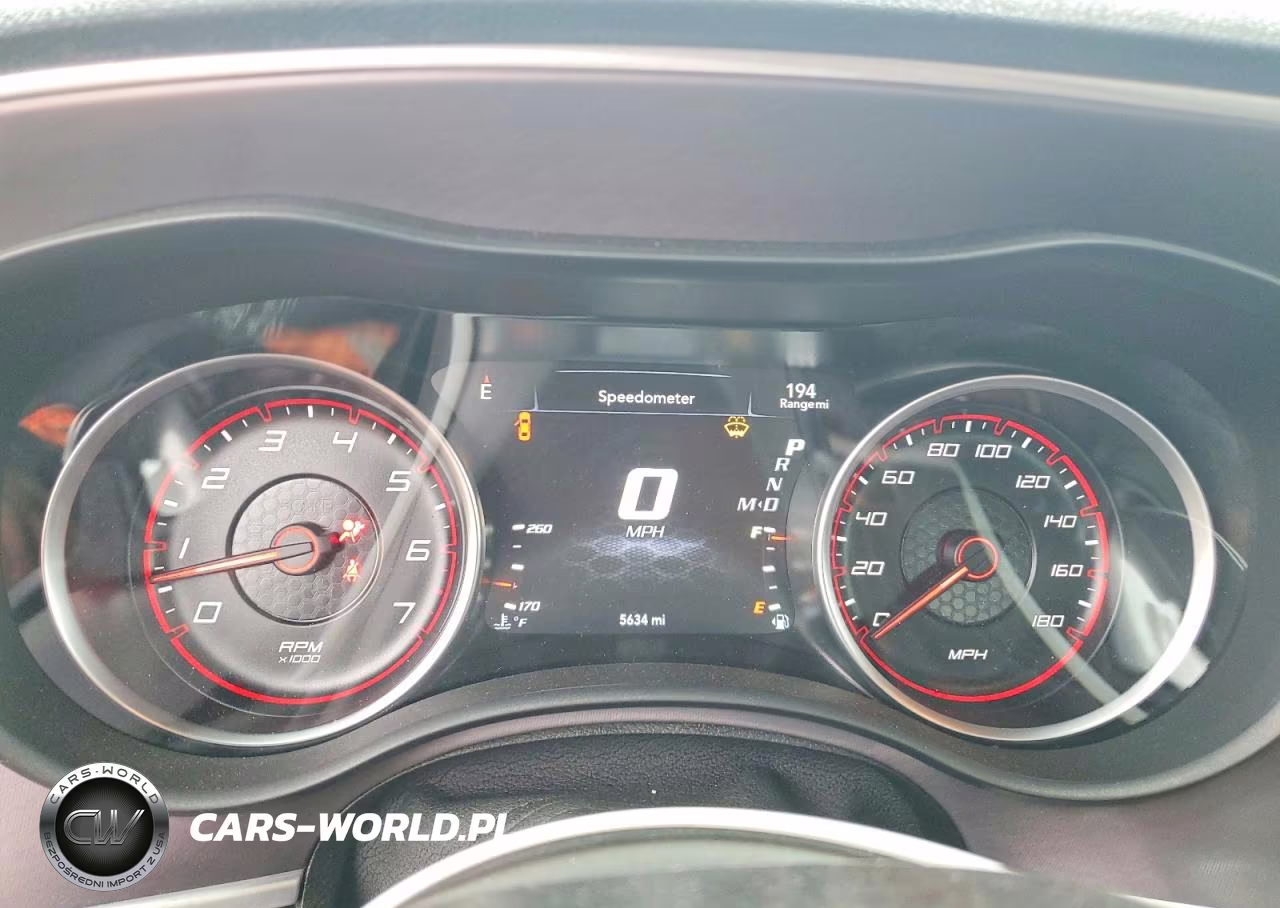 2019 Dodge Charger Scat Pack VIN:2C3CDXGJ5KH624422 - 9