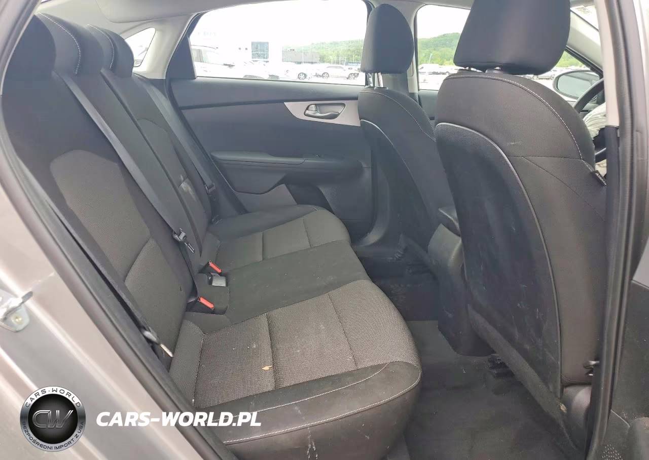 2022 Kia Forte Lxs VIN:3KPF24ADXNE482505 - 10