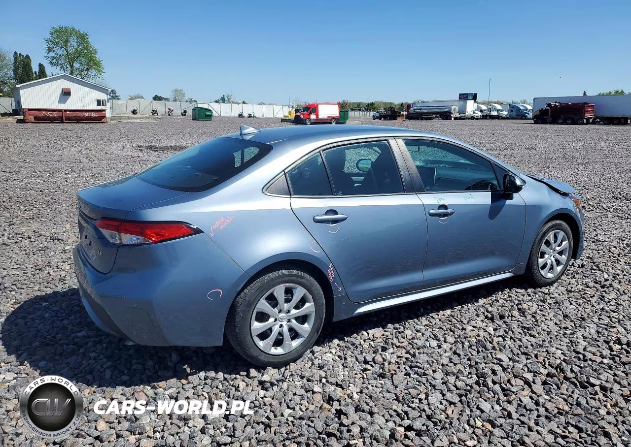 2020 Toyota Corolla Le VIN:5YFEPRAE7LP113020 - 3
