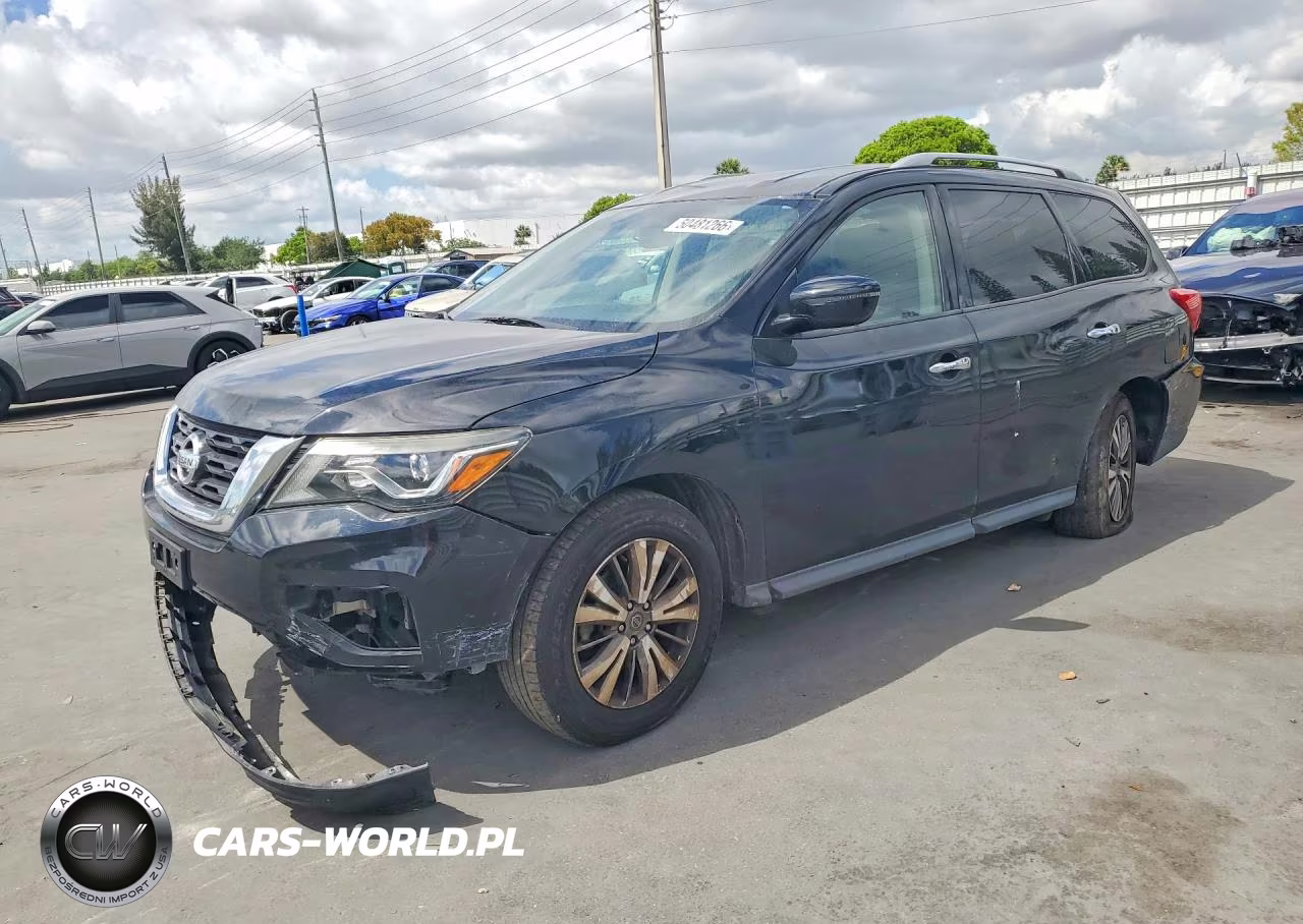 2020 Nissan Pathfinder Sv
