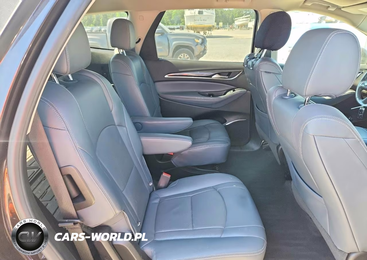 2019 Buick Enclave Essence VIN:5GAERBKW4KJ140270 - 11