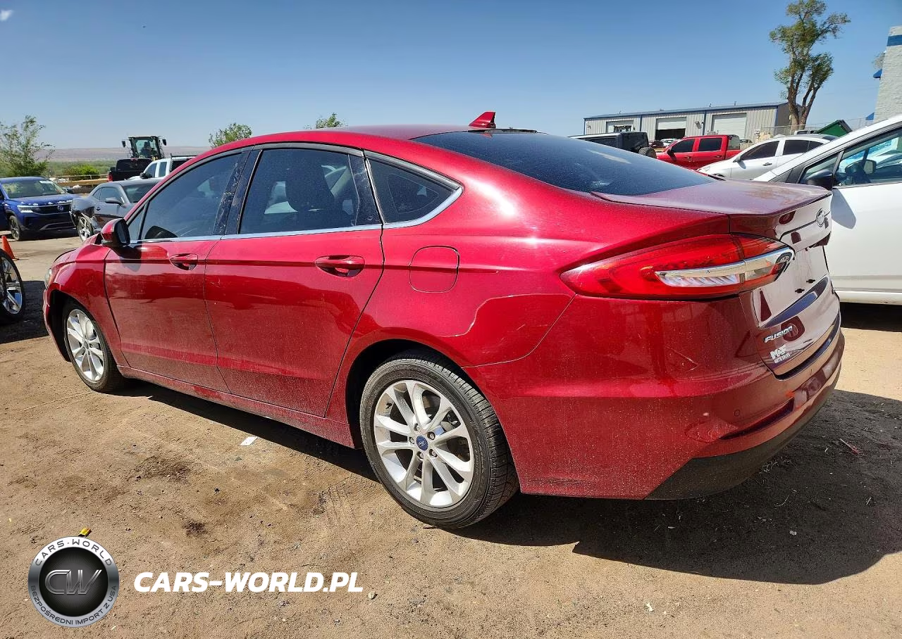 2019 Ford Fusion Se VIN:3FA6P0LU1KR208062 - 2
