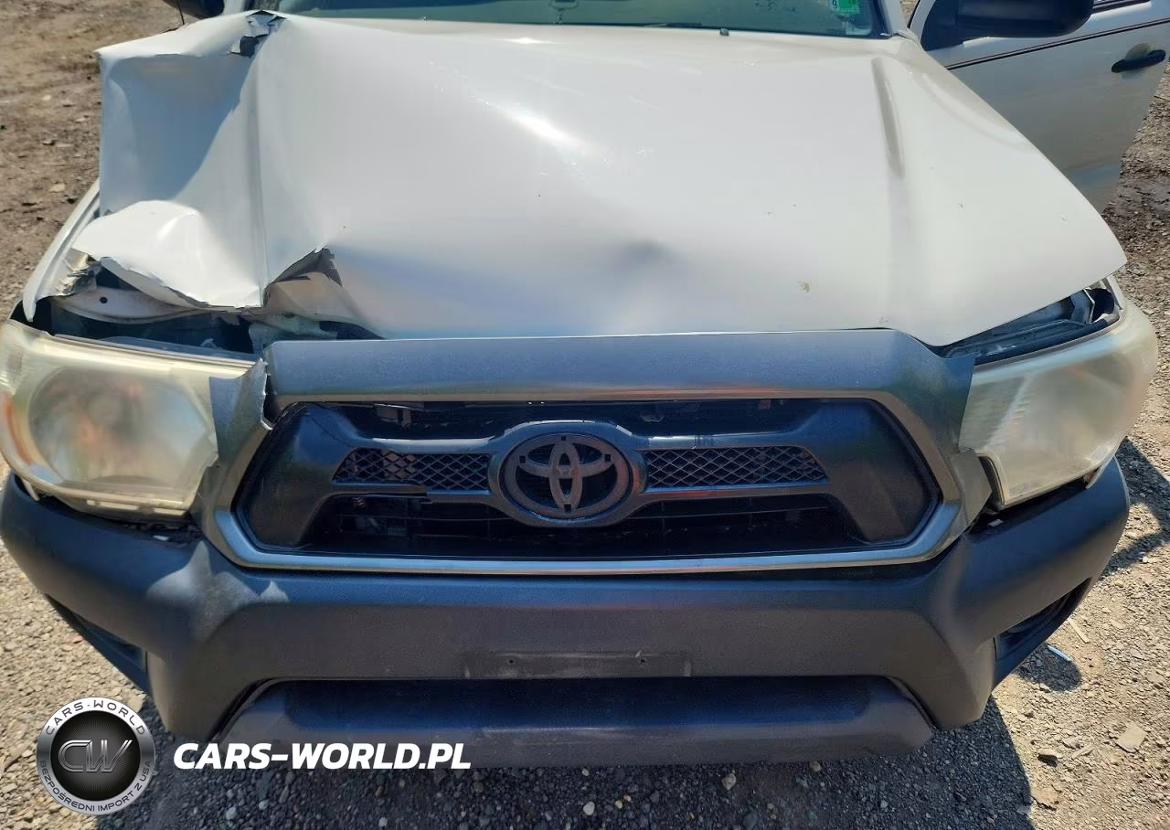 2012 Toyota Tacoma Access Cab VIN:5TFTX4CN3CX014736 - 11