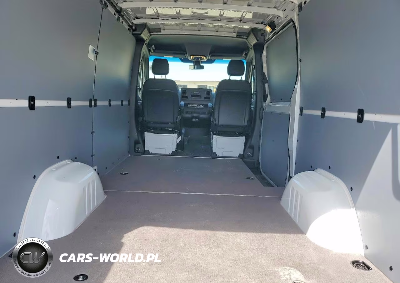 2026 Mercedes Benz Sprinter 2500 Delivery Van VIN:W1Y4KBHY7TT606136 - 10