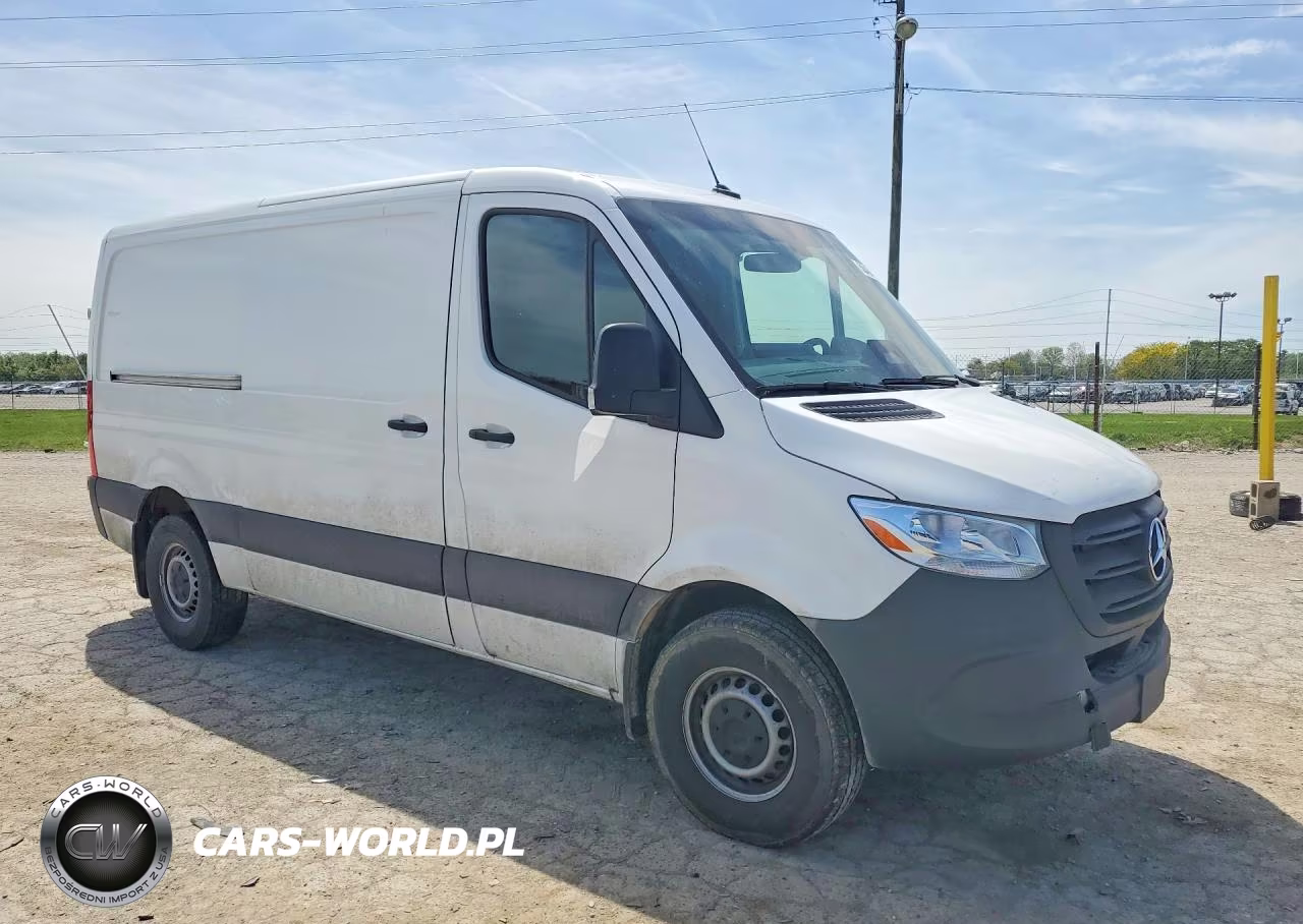 2026 Mercedes Benz Sprinter 2500 Delivery Van VIN:W1Y4KBHY7TT606136 - 4