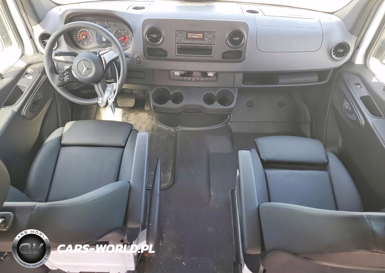 2026 Mercedes Benz Sprinter 2500 Delivery Van VIN:W1Y4KBHY7TT606136 - 8