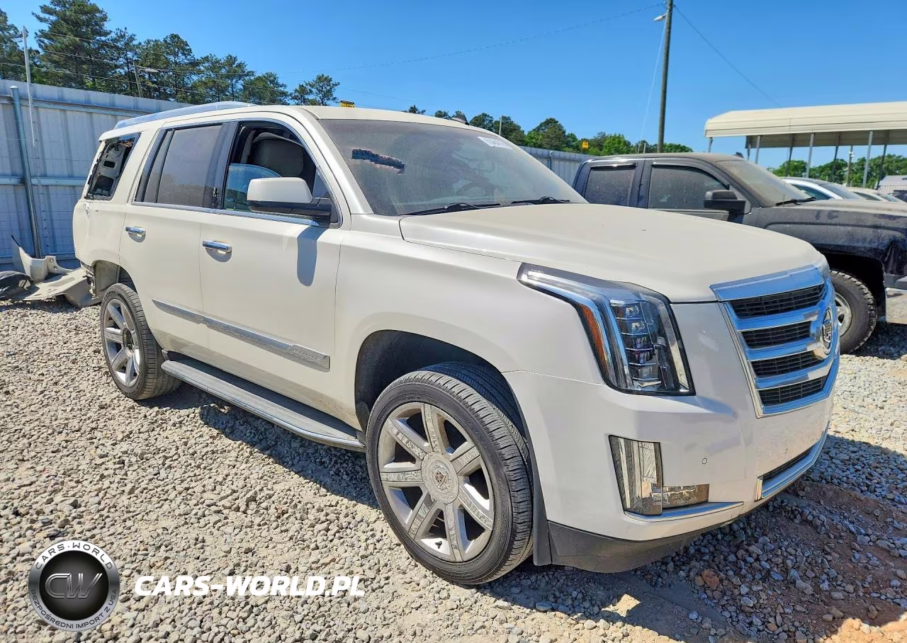 2015 Cadillac Escalade Luxury VIN:1GYS3BKJ9FR259327 - 4