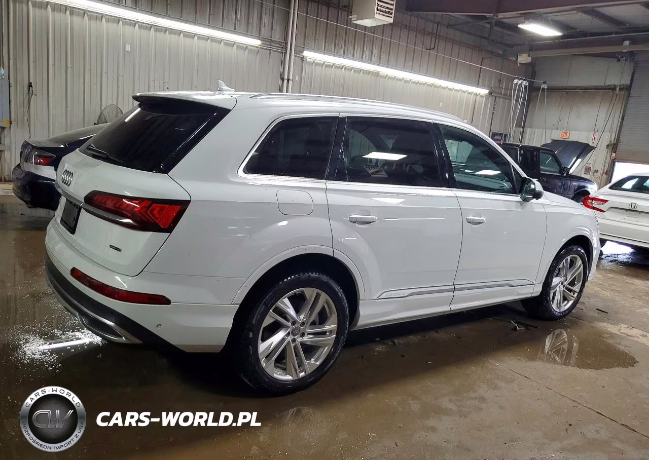 2021 Audi Q7 Premium Plus VIN:WA1LXAF77MD011802 - 3