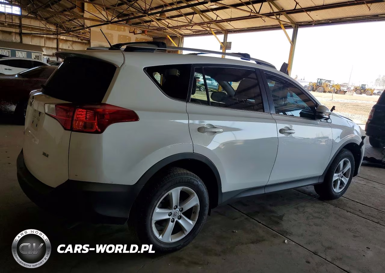 2014 Toyota Rav4 Xle VIN:2T3WFREV4EW119433 - 3