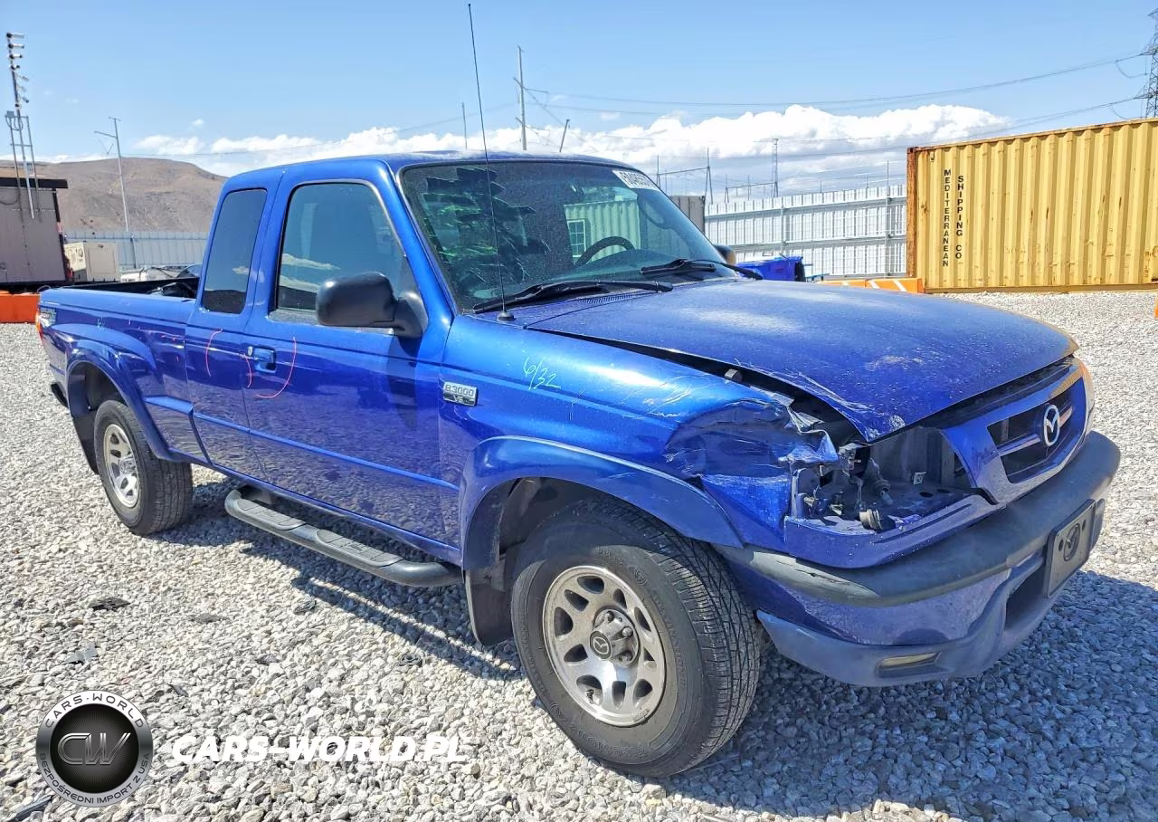 2005 Mazda B3000 Cab Plus VIN:4F4YR46U75PM07670 - 4