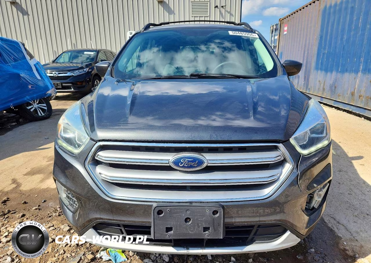 2017 Ford Escape Se VIN:1FMCU9G97HUB22879 - 5
