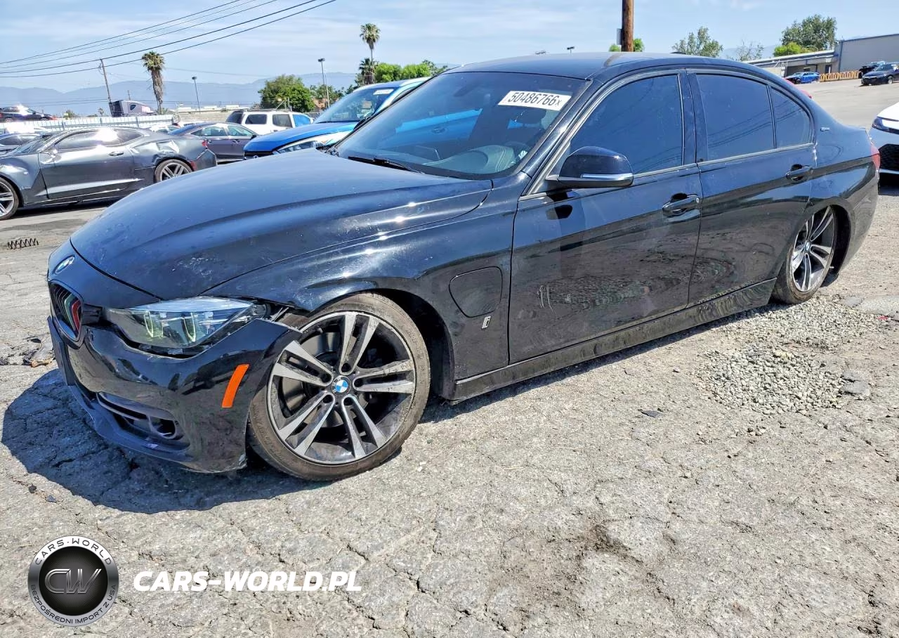 2018 BMW 330E