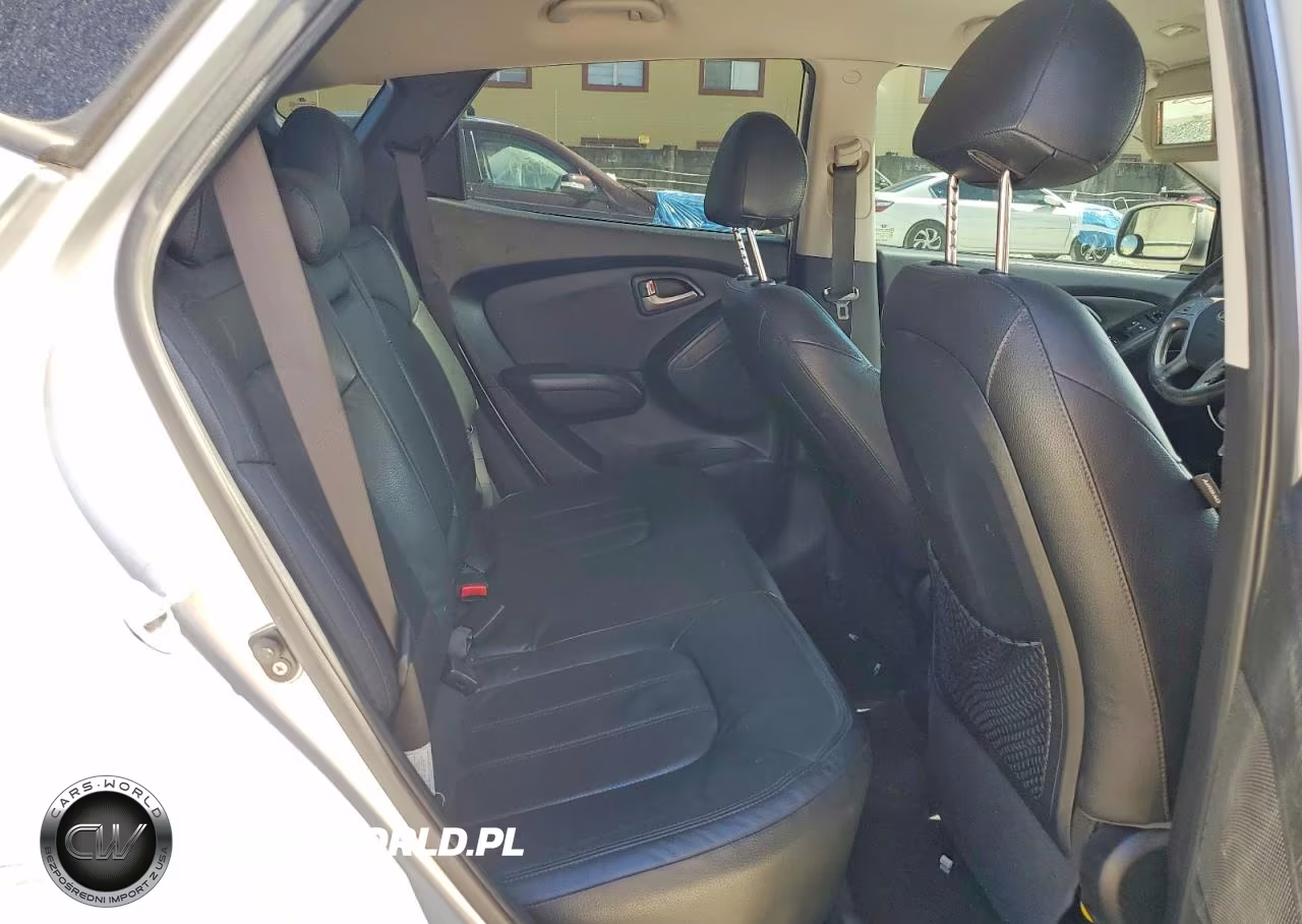 2010 Hyundai Tucson Limited VIN:KM8JU3AC9AU102776 - 11