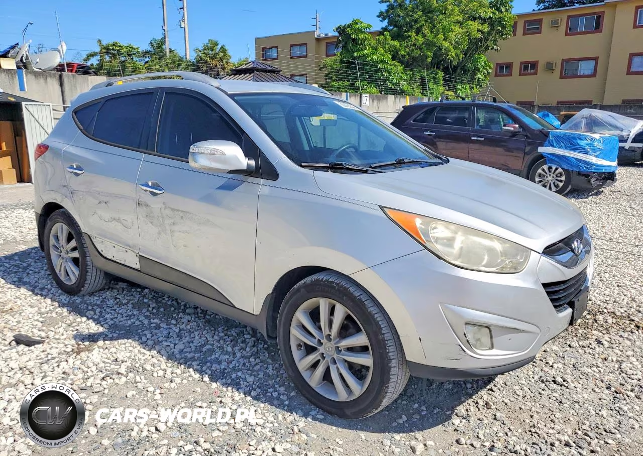 2010 Hyundai Tucson Limited VIN:KM8JU3AC9AU102776 - 4