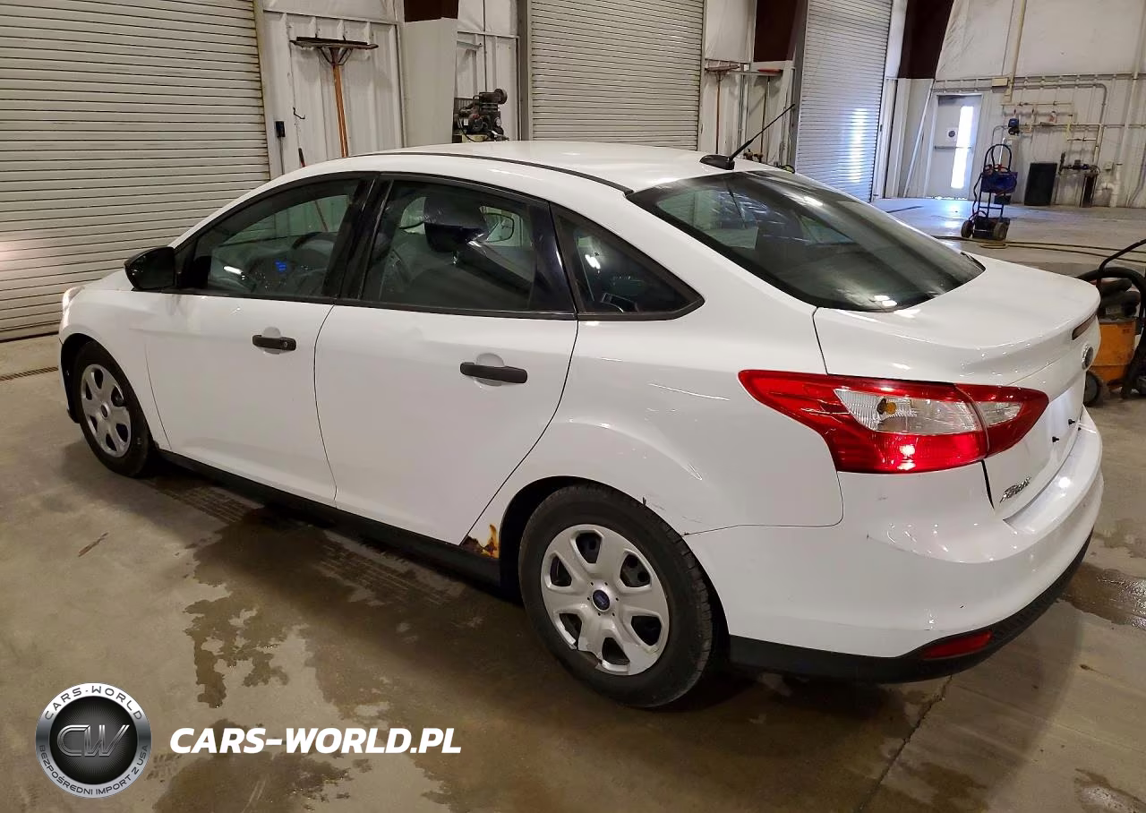 2014 Ford Focus S VIN:1FADP3E26EL171064 - 2