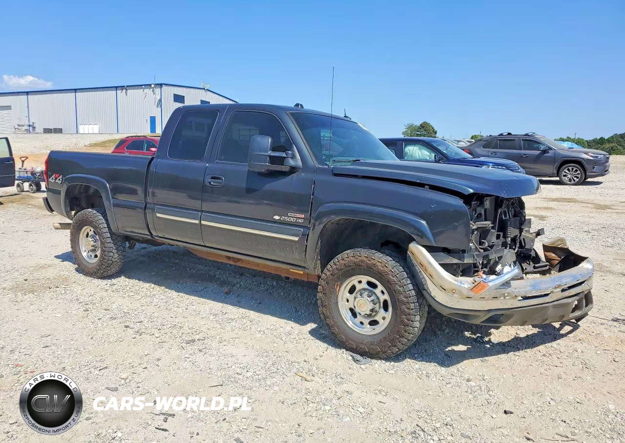 2005 Chevrolet Silverado K2500 Heavy Duty VIN:1GCHK29205E109193 - 4