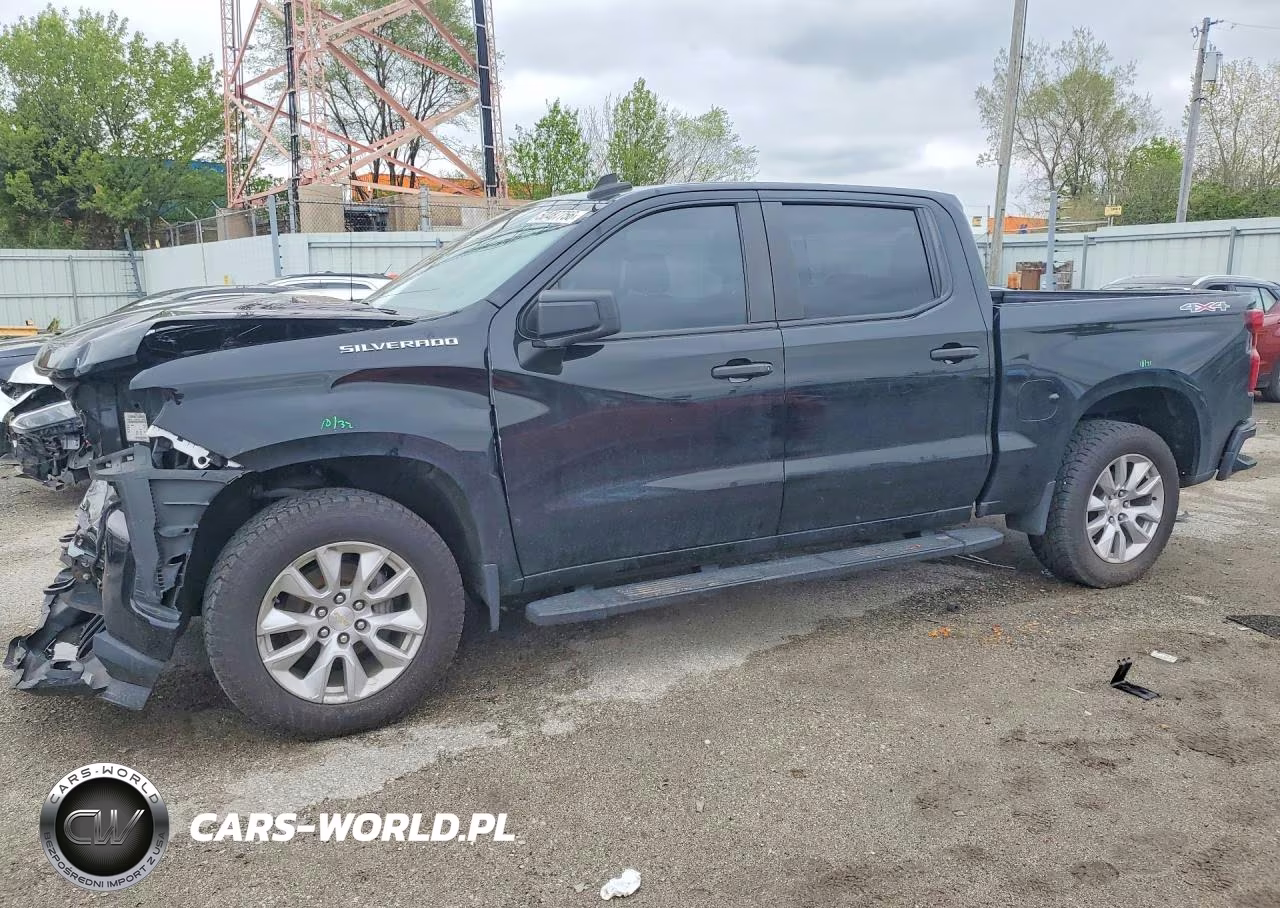 2021 Chevrolet Silverado K1500 Custom