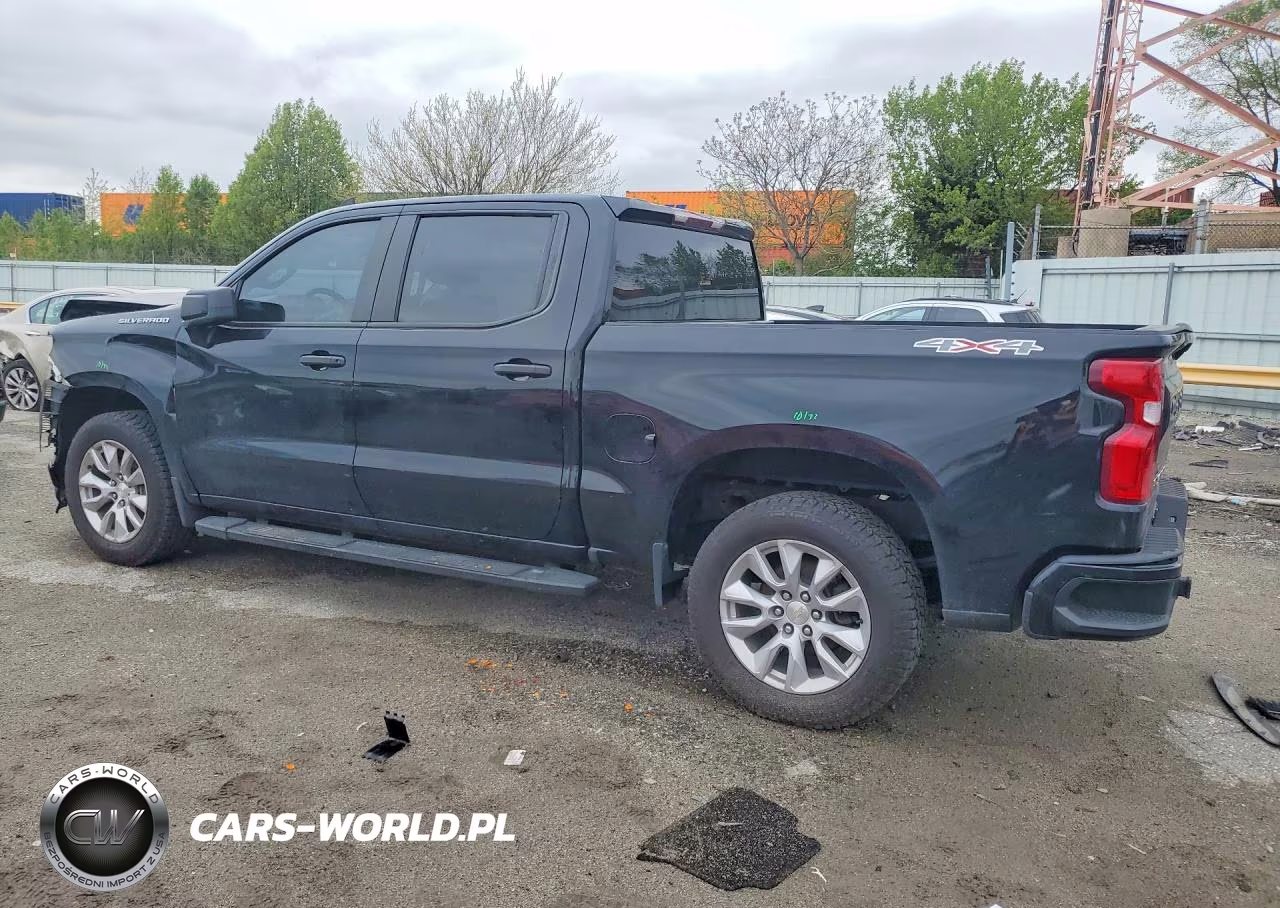2021 Chevrolet Silverado K1500 Custom VIN:3GCPYBEK2MG403105 - 2
