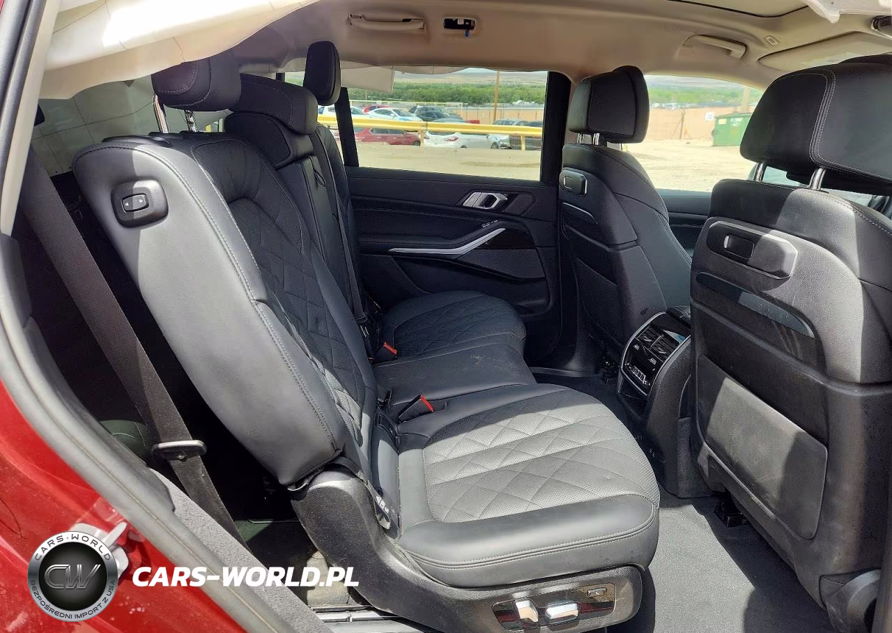 2026 BMW X7 xDrive40I VIN:5UX23EM01T9030503 - 11