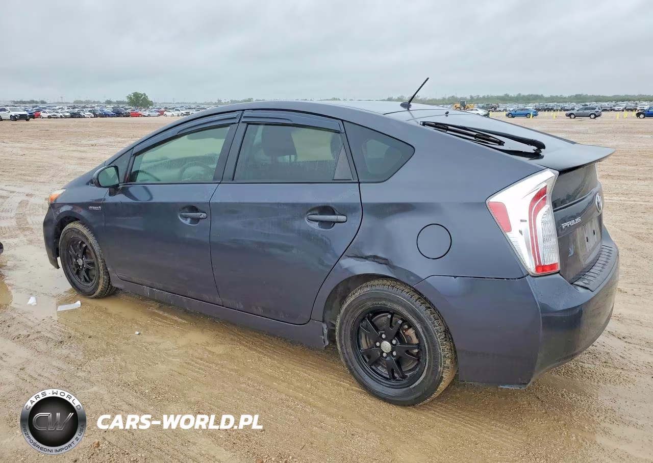 2015 Toyota Prius Two VIN:JTDKN3DU0F0459353 - 2