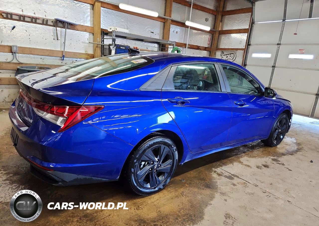 2023 Hyundai Elantra Blue VIN:KMHLM4AJ6PU090348 - 3