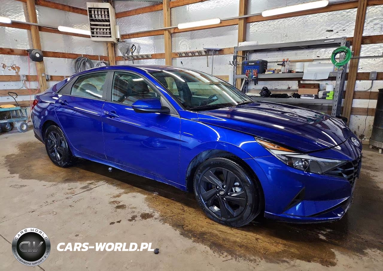 2023 Hyundai Elantra Blue VIN:KMHLM4AJ6PU090348 - 4