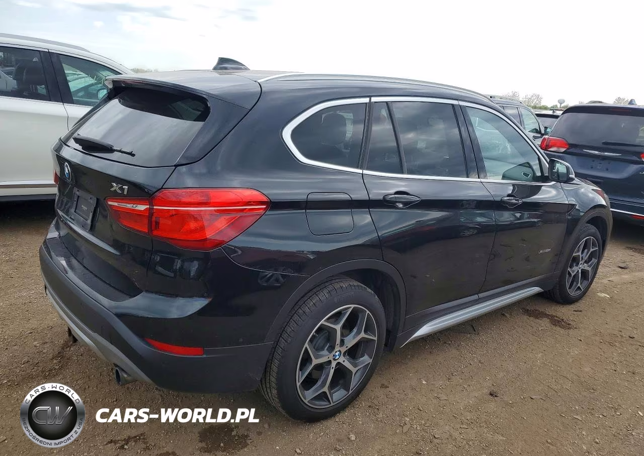 2017 BMW X1 xDrive28I VIN:WBXHT3C3XH5F70822 - 3