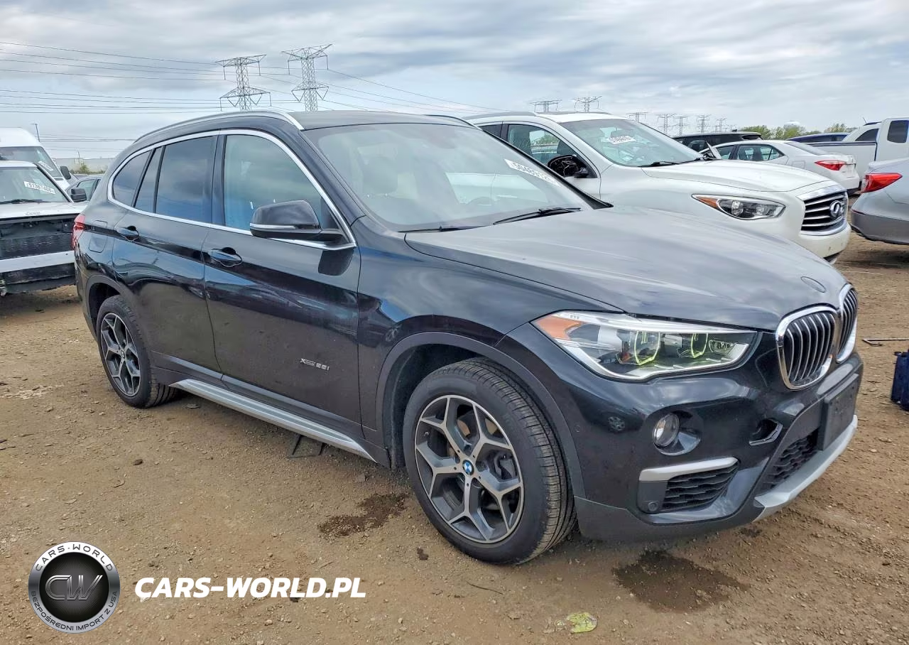 2017 BMW X1 xDrive28I VIN:WBXHT3C3XH5F70822 - 4