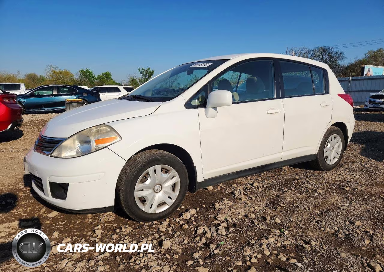 2010 Nissan Versa 1.8 S