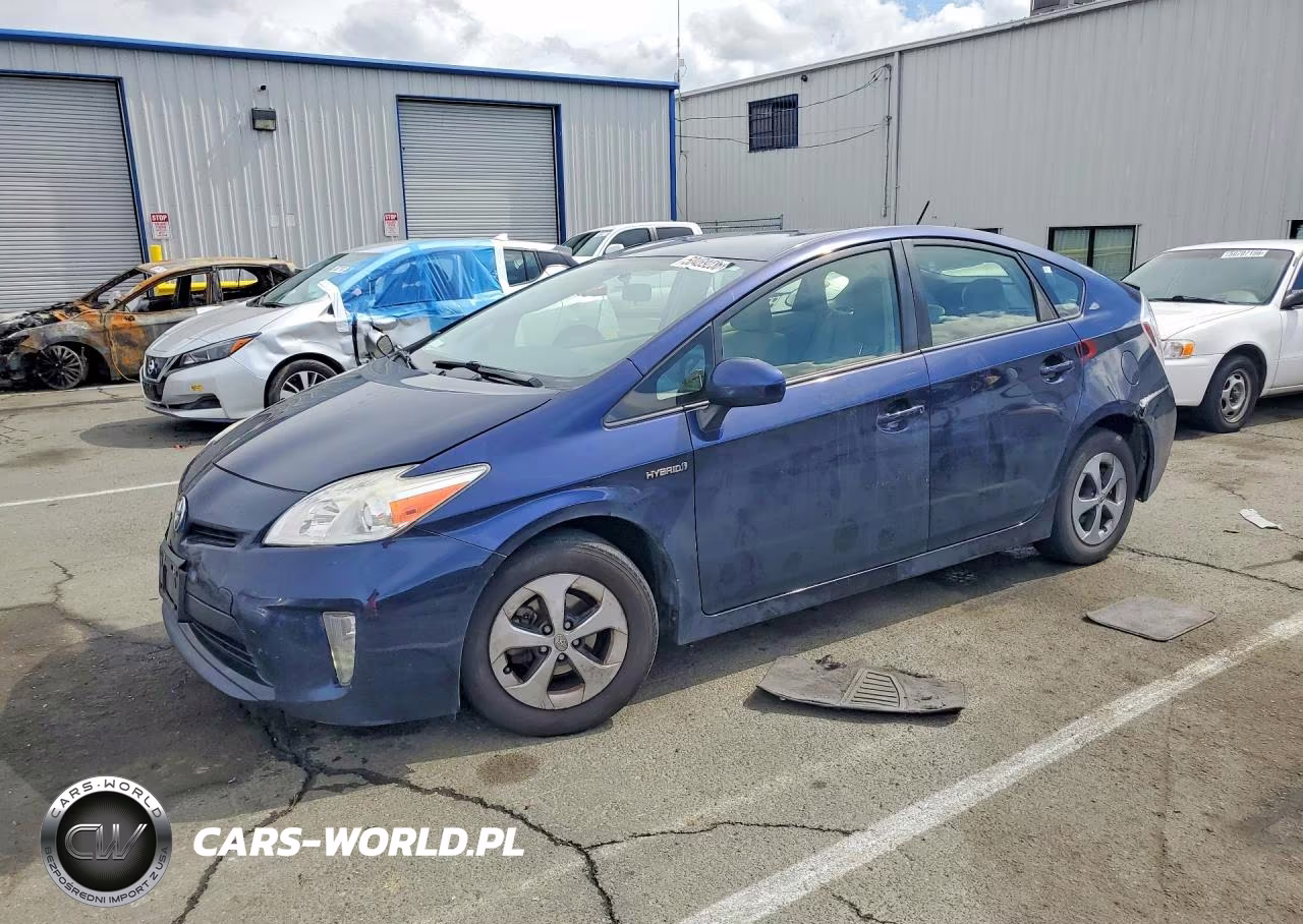 2014 Toyota Prius Three