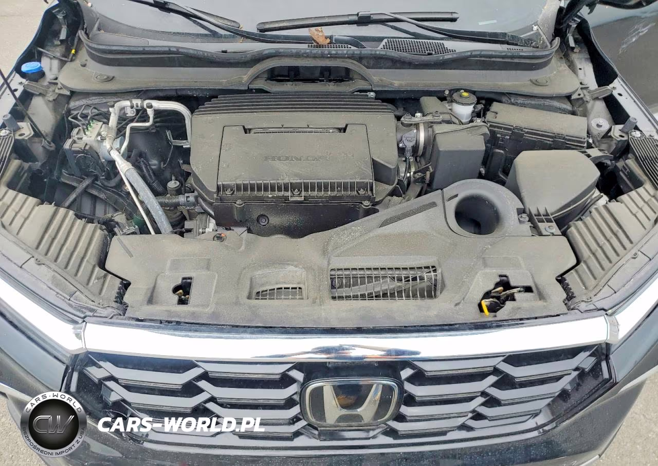 2025 Honda Pilot Touring VIN:5FNYG1H7XSB119135 - 12
