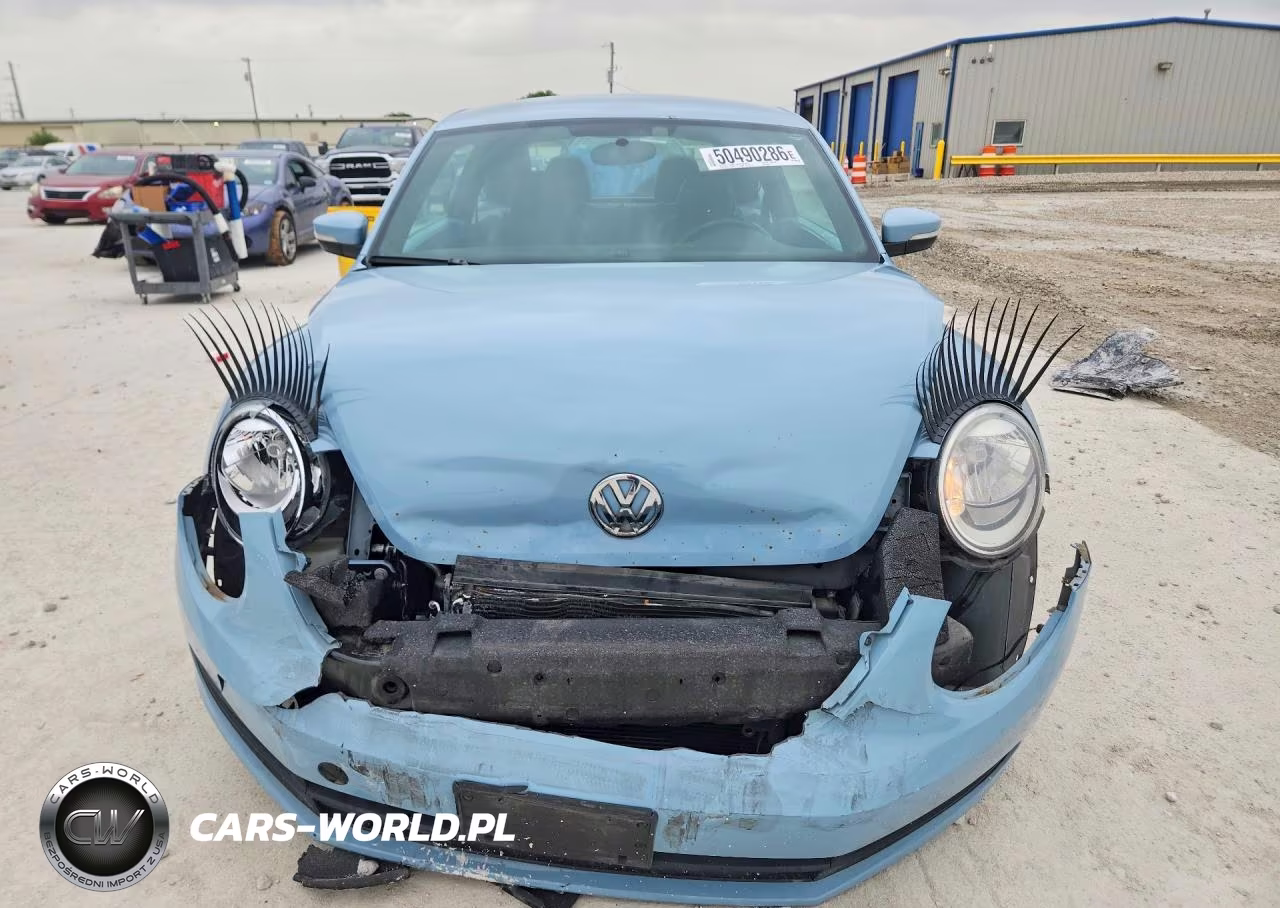 2013 Volkswagen Beetle VIN:3VWJX7AT1DM674563 - 5