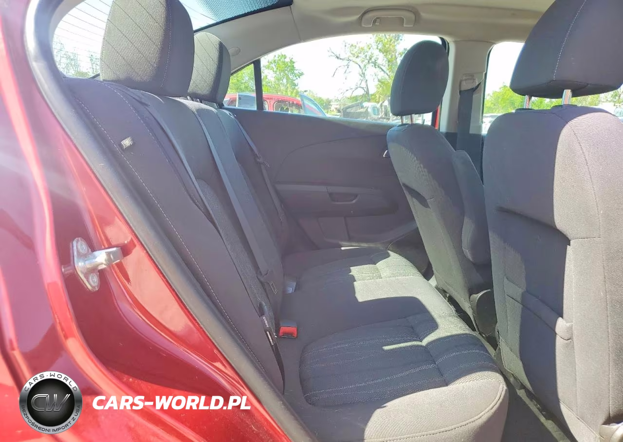 2015 Chevrolet Sonic Lt VIN:1G1JC5SBXF4138355 - 10