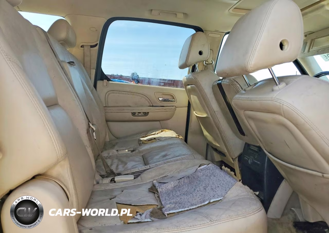 2008 Cadillac Escalade Esv VIN:1GYFK66868R213301 - 11