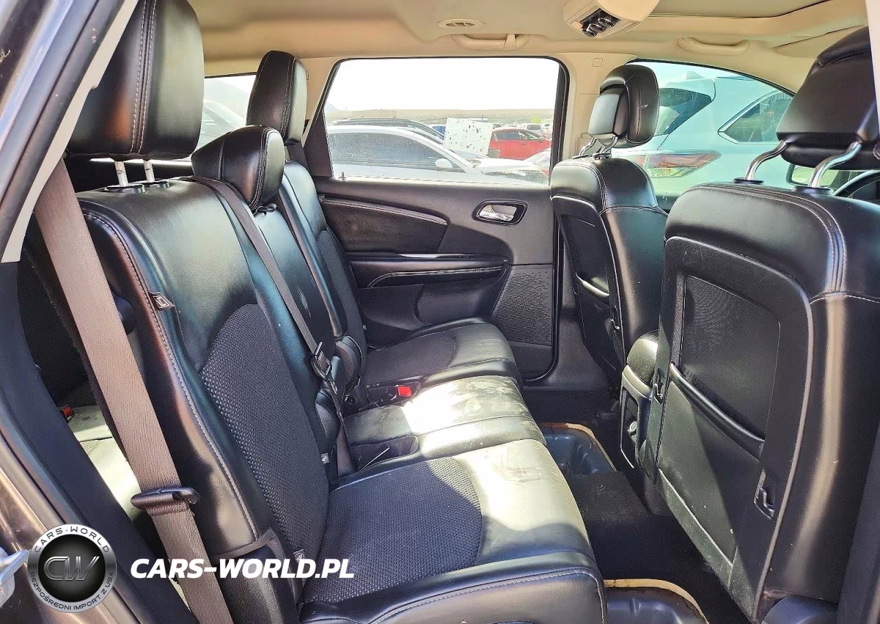 2020 Dodge Journey Crossroad VIN:3C4PDCGB3LT266874 - 10