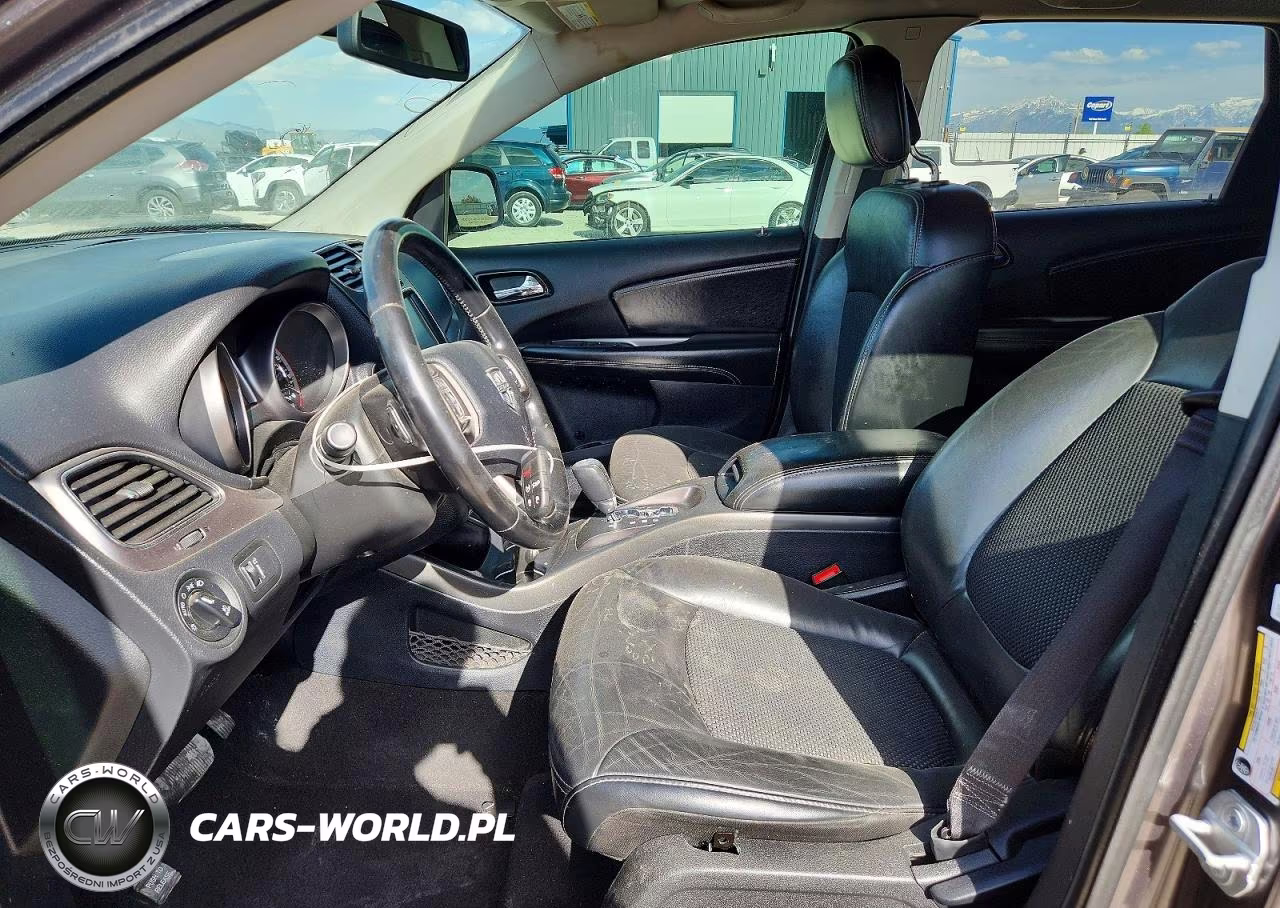 2020 Dodge Journey Crossroad VIN:3C4PDCGB3LT266874 - 7